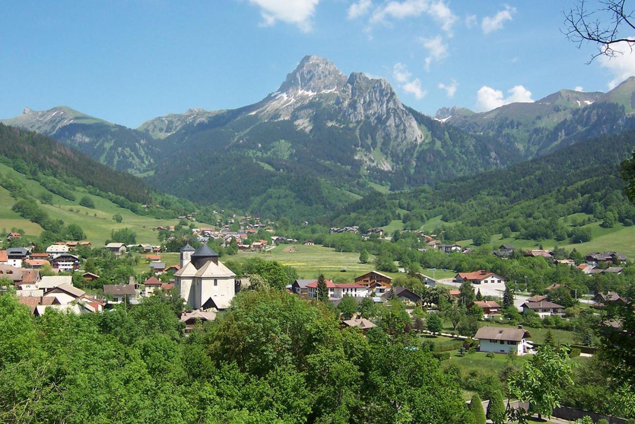 Rez De Jardin / Pieds Des Pistes Daire Bernex Dış mekan fotoğraf